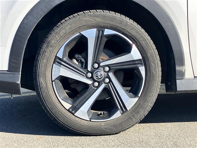 ライズ Ｚ　純正９型ナビ／全方位カメラ／ドラレコ前後／ＥＴＣ／ＢＳＭ／寒冷地仕様／１００Ｖ充電／レーダークルコン／ＵＳＢ／シートヒーター／純正フロアマット／純正アルミ／レーンキープアシスト／ドアハンドルプロテクタ（10枚目）