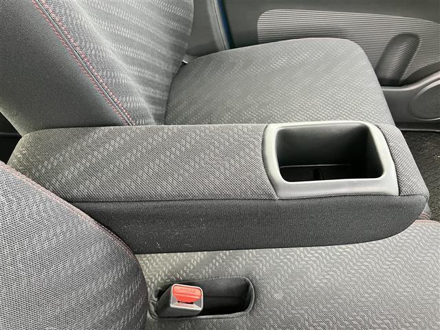 Ｎ－ＢＯＸカスタム ２トーンカラースタイル　Ｇ　ＳＳパッケージ　純正ナビ／両側パワスラ／オートエアコン／スマートキー／ＥＴＣ／フロアマット／布シート／純正アルミホイール／横滑り防止装置／オートライト／Ｗ＋サイドエアバッグ／衝突軽減システム／カーテンエアバッグ（40枚目）