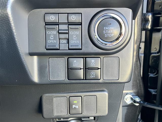 ルーミー カスタムＧ－Ｔ　純正９型ナビ／Ｂカメラ／ドラレコ前後／ＥＴＣ／保証書／記録簿／取扱説明書／レーダークルコン／ＵＳＢ／純正フロアマット／シートヒーター／ワイヤレス充電／レーダー探知機／ドアハンドルプロテクター／車線維持（19枚目）