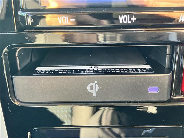 ルーミー カスタムＧ－Ｔ　純正９型ナビ／Ｂカメラ／ドラレコ前後／ＥＴＣ／保証書／記録簿／取扱説明書／レーダークルコン／ＵＳＢ／純正フロアマット／シートヒーター／ワイヤレス充電／レーダー探知機／ドアハンドルプロテクター／車線維持（29枚目）