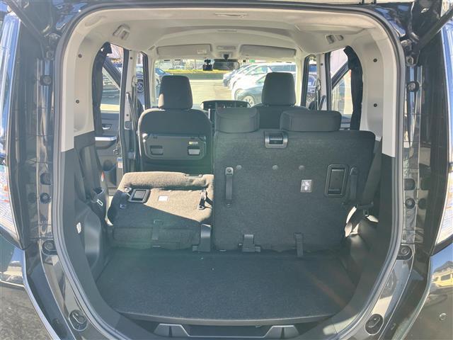 ルーミー カスタムＧ－Ｔ　純正９型ナビ／Ｂカメラ／ドラレコ前後／ＥＴＣ／保証書／記録簿／取扱説明書／レーダークルコン／ＵＳＢ／純正フロアマット／シートヒーター／ワイヤレス充電／レーダー探知機／ドアハンドルプロテクター／車線維持（38枚目）