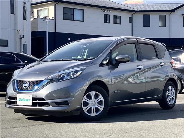 ノート e-パワー X 純正ナビ/ドラレコ/全方位カメラ/デジタルインナーミラー/ETC/純正フロアマット/コーナーセンサー前後/レーンキープアシスト/盗難防止装置/オートライト/Wエアバッグ/地図SD無し/衝突軽減システム(3枚目)