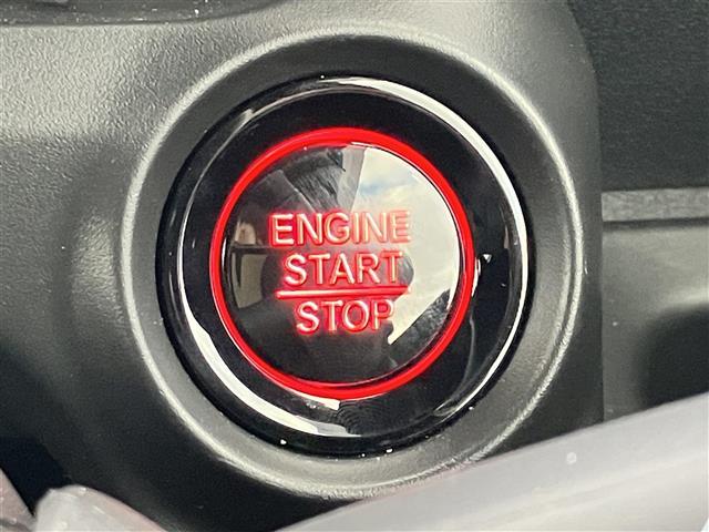 Ｎ－ＢＯＸカスタム ターボ　純正８型ＤＡ／Ｂカメラ／ホンダセンシング／純正ＥＴＣ／純正フロアマット／パドルシフト／ターボ／ＵＳＢ／ベンチシート／ハーフレザーシート／前席シートヒーター／両側パワスラ／純正アルミ／オートライト（17枚目）