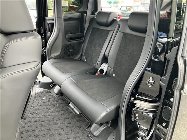 Ｎ－ＢＯＸカスタム ターボ　純正８型ＤＡ／Ｂカメラ／ホンダセンシング／純正ＥＴＣ／純正フロアマット／パドルシフト／ターボ／ＵＳＢ／ベンチシート／ハーフレザーシート／前席シートヒーター／両側パワスラ／純正アルミ／オートライト（32枚目）