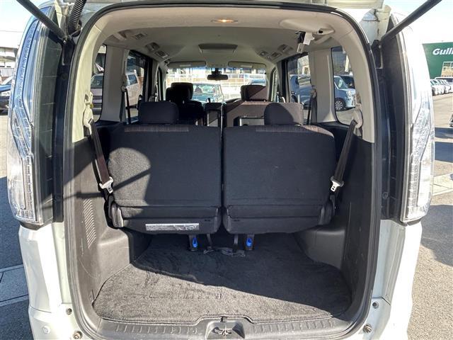 セレナ ハイウェイスターＳ－ＨＶアドバンスドセーフティパック　純正ナビ／全方位カメラ／後席モニター／両側パワースライドドア／横滑り防止装置／オートライト／布系シート／クルーズコントロール／ダブルオートエアコン／（39枚目）