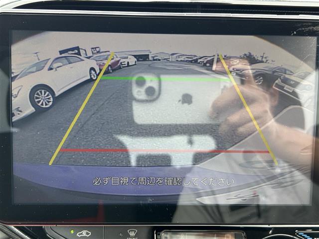 アクア 　ＴＲＤフルエアロ　社外ナビ【ＢＴ／ＣＤ／ＤＶＤ／フルセグ】トヨタヤーフライヤンス　ＨＤＭＩ　ドアハンドルプロテクター　純正１５インチアルミホイール　オートマチックハイビーム　バックカメラ　ＥＴＣ（9枚目）