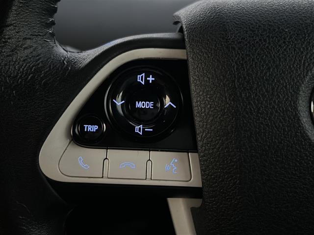 プリウス Ｓセーフティプラス　ＴｏｙｏｔａＳａｆｅｔｙＳｅｎｓｅ　モデリスタフルエアロ　純正ＳＤナビ　ＢＴ　ＣＤ　ＤＶＤ　フルセグ　バックカメラ　レーダークルーズコントロール　社外１８インチアルミホイール　ＬＥＤオートライト（4枚目）