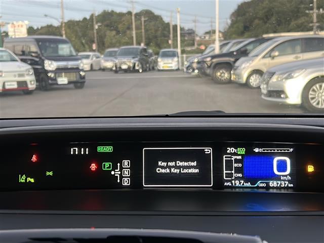 プリウス Ｓセーフティプラス　ＴｏｙｏｔａＳａｆｅｔｙＳｅｎｓｅ　モデリスタフルエアロ　純正ＳＤナビ　ＢＴ　ＣＤ　ＤＶＤ　フルセグ　バックカメラ　レーダークルーズコントロール　社外１８インチアルミホイール　ＬＥＤオートライト（5枚目）