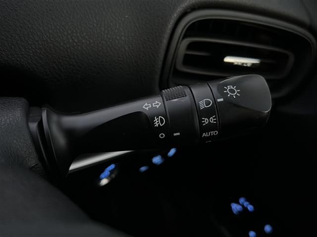 プリウス Ｓセーフティプラス　ＴｏｙｏｔａＳａｆｅｔｙＳｅｎｓｅ　モデリスタフルエアロ　純正ＳＤナビ　ＢＴ　ＣＤ　ＤＶＤ　フルセグ　バックカメラ　レーダークルーズコントロール　社外１８インチアルミホイール　ＬＥＤオートライト（17枚目）