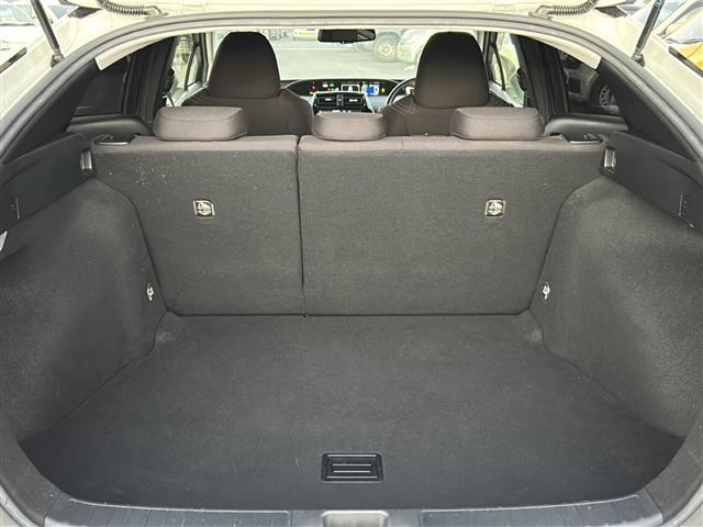 プリウス Ｓセーフティプラス　ＴｏｙｏｔａＳａｆｅｔｙＳｅｎｓｅ　モデリスタフルエアロ　純正ＳＤナビ　ＢＴ　ＣＤ　ＤＶＤ　フルセグ　バックカメラ　レーダークルーズコントロール　社外１８インチアルミホイール　ＬＥＤオートライト（27枚目）