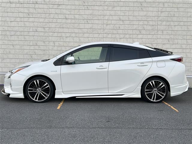 プリウス Ｓセーフティプラス　ＴｏｙｏｔａＳａｆｅｔｙＳｅｎｓｅ　モデリスタフルエアロ　純正ＳＤナビ　ＢＴ　ＣＤ　ＤＶＤ　フルセグ　バックカメラ　レーダークルーズコントロール　社外１８インチアルミホイール　ＬＥＤオートライト（36枚目）