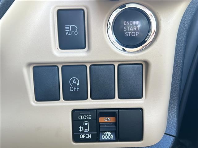 ノア ☆純正ディーラーナビ 【ワンセグ、BT、CD、DVD】☆バックカメラ☆片側パワースライドドア☆フリップダウンモニター☆トラクションコントロール☆横滑り防止装置☆アイドリングストップ☆クルーズコントロ(13枚目)