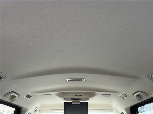 ノア ☆純正ディーラーナビ 【ワンセグ、BT、CD、DVD】☆バックカメラ☆片側パワースライドドア☆フリップダウンモニター☆トラクションコントロール☆横滑り防止装置☆アイドリングストップ☆クルーズコントロ(28枚目)