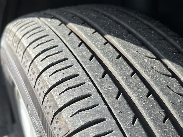 ノア ☆純正ディーラーナビ 【ワンセグ、BT、CD、DVD】☆バックカメラ☆片側パワースライドドア☆フリップダウンモニター☆トラクションコントロール☆横滑り防止装置☆アイドリングストップ☆クルーズコントロ(40枚目)