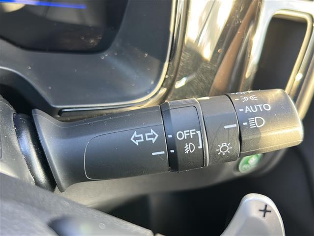 シャトル ハイブリッド ☆ワンオーナー☆純正ディーラーナビ  【ワンセグ、BT、CD、DVD】☆バックカメラ☆あんしんパッケージ☆コンフォートビューパッケージ☆前後コーナーセンサー☆ハーフレザーシート☆純正16インチAW(16枚目)