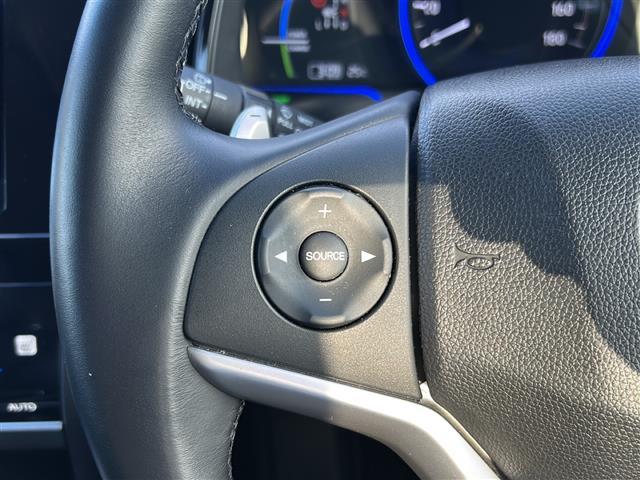 シャトル ハイブリッド ☆ワンオーナー☆純正ディーラーナビ  【ワンセグ、BT、CD、DVD】☆バックカメラ☆あんしんパッケージ☆コンフォートビューパッケージ☆前後コーナーセンサー☆ハーフレザーシート☆純正16インチAW(17枚目)