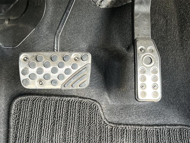 シャトル ハイブリッド ☆ワンオーナー☆純正ディーラーナビ  【ワンセグ、BT、CD、DVD】☆バックカメラ☆あんしんパッケージ☆コンフォートビューパッケージ☆前後コーナーセンサー☆ハーフレザーシート☆純正16インチAW(20枚目)