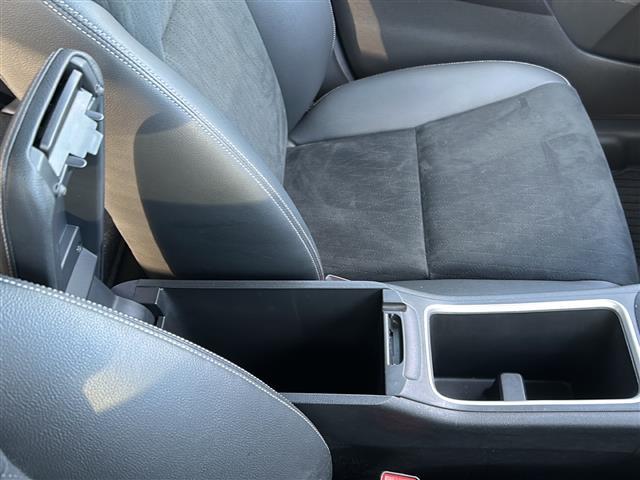 シャトル ハイブリッド ☆ワンオーナー☆純正ディーラーナビ  【ワンセグ、BT、CD、DVD】☆バックカメラ☆あんしんパッケージ☆コンフォートビューパッケージ☆前後コーナーセンサー☆ハーフレザーシート☆純正16インチAW(24枚目)