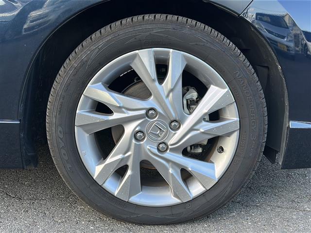 シャトル ハイブリッド ☆ワンオーナー☆純正ディーラーナビ  【ワンセグ、BT、CD、DVD】☆バックカメラ☆あんしんパッケージ☆コンフォートビューパッケージ☆前後コーナーセンサー☆ハーフレザーシート☆純正16インチAW(36枚目)