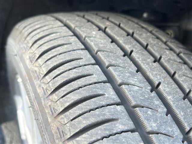 シャトル ハイブリッド ☆ワンオーナー☆純正ディーラーナビ  【ワンセグ、BT、CD、DVD】☆バックカメラ☆あんしんパッケージ☆コンフォートビューパッケージ☆前後コーナーセンサー☆ハーフレザーシート☆純正16インチAW(41枚目)