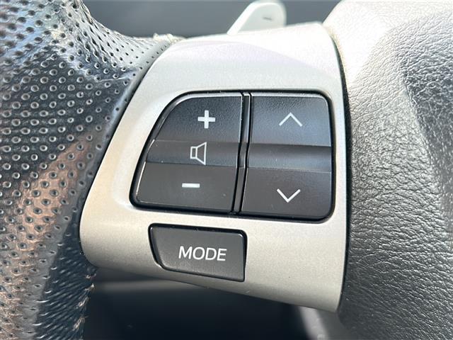 ヴォクシー ZS 煌 社外SDナビ BT CD ワンセグ バックカメラ 社外フリップダウンモニター パドルシフト 両側パワースライドドア 純正16インチアルミホイール 革巻きステアリング レザー調シートカバー HID(3枚目)