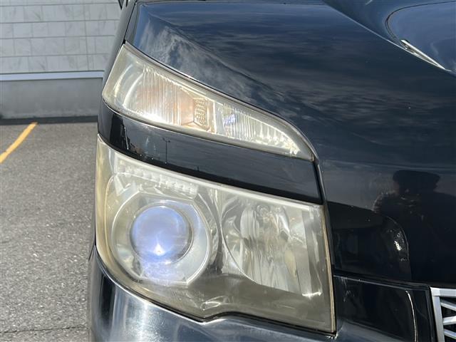 ヴォクシー ZS 煌 社外SDナビ BT CD ワンセグ バックカメラ 社外フリップダウンモニター パドルシフト 両側パワースライドドア 純正16インチアルミホイール 革巻きステアリング レザー調シートカバー HID(28枚目)