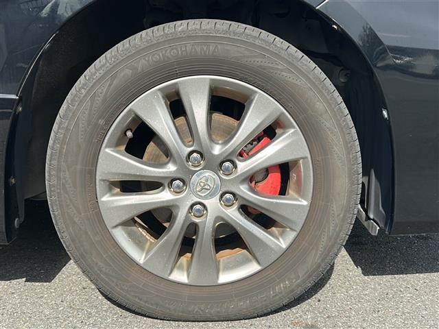 ヴォクシー ZS 煌 社外SDナビ BT CD ワンセグ バックカメラ 社外フリップダウンモニター パドルシフト 両側パワースライドドア 純正16インチアルミホイール 革巻きステアリング レザー調シートカバー HID(32枚目)