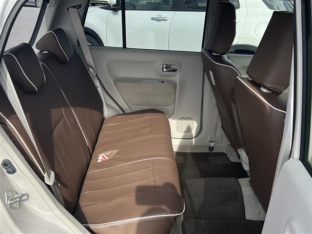 アルトラパン Ｘ　☆ワンオーナー☆純正ナビ　　【フルセグ、ＢＴ、ＣＤ】☆バックカメラ☆全方位カメラ☆レーダーブレーキサポート☆横滑り防止☆アイドリングストップ☆レザー調シートカバー☆純正１４インチＡＷ☆ＨＩＤライト（6枚目）