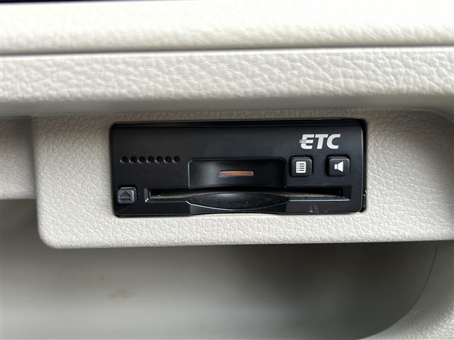 アルトラパン Ｘ　☆ワンオーナー☆純正ナビ　　【フルセグ、ＢＴ、ＣＤ】☆バックカメラ☆全方位カメラ☆レーダーブレーキサポート☆横滑り防止☆アイドリングストップ☆レザー調シートカバー☆純正１４インチＡＷ☆ＨＩＤライト（13枚目）