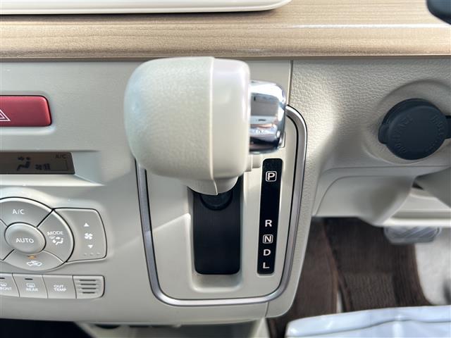 アルトラパン Ｘ　☆ワンオーナー☆純正ナビ　　【フルセグ、ＢＴ、ＣＤ】☆バックカメラ☆全方位カメラ☆レーダーブレーキサポート☆横滑り防止☆アイドリングストップ☆レザー調シートカバー☆純正１４インチＡＷ☆ＨＩＤライト（22枚目）