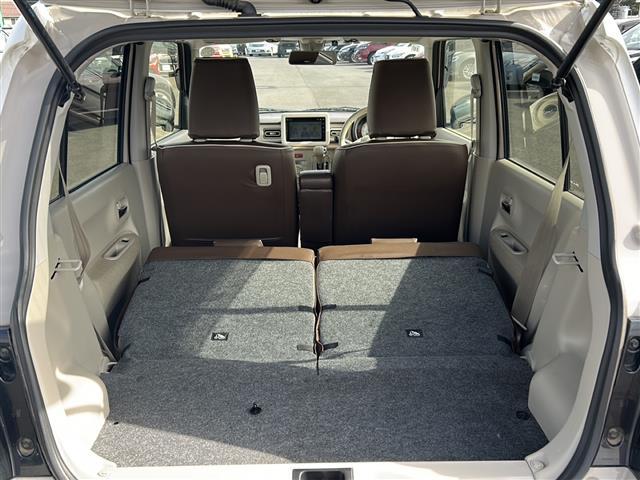 アルトラパン Ｘ　☆ワンオーナー☆純正ナビ　　【フルセグ、ＢＴ、ＣＤ】☆バックカメラ☆全方位カメラ☆レーダーブレーキサポート☆横滑り防止☆アイドリングストップ☆レザー調シートカバー☆純正１４インチＡＷ☆ＨＩＤライト（25枚目）