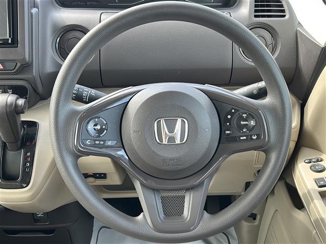 N-BOX Gホンダセンシング ☆ホンダセンシング☆レーダークルーズコントロール☆TVキャンセラー☆LEDオートライト☆ビルトインETC☆社外SDナビ☆バックカメラ☆純正14インチアルミホイール☆スマートキー☆社外SDナビ(3枚目)