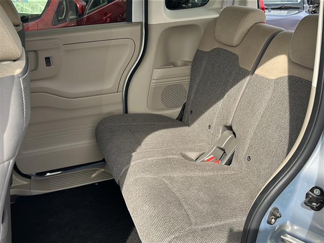 N-BOX Gホンダセンシング ☆ホンダセンシング☆レーダークルーズコントロール☆TVキャンセラー☆LEDオートライト☆ビルトインETC☆社外SDナビ☆バックカメラ☆純正14インチアルミホイール☆スマートキー☆社外SDナビ(7枚目)