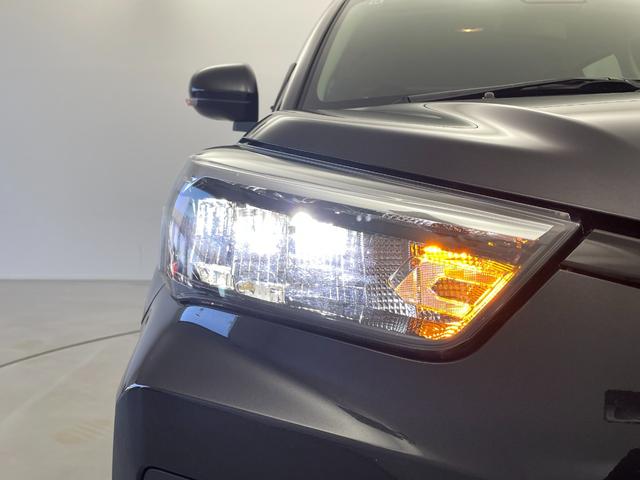 ���ŐV�i�r�i�t���Z�O�E�����Z�O�E�c�u�c�Đ��j�����ē��B�J���b�c�F���A�E�A���p�C���E�C�N���v�X�̃i�r���戵���Ă���o�b�N�J�����i�o�b�N���j�^�[�j��ȃ��j�^�[�i�t���b�v�_�E�����j�^�[�j�̎�t���\�ł��B