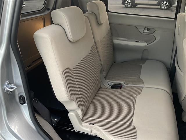 ムーヴ L SAII ☆ワンオーナー☆純正ナビ 【フルセグ、BT、CD、DVD】☆衝突被害軽減システム☆横滑り防止装置☆アイドリングストップ☆純正フロアマット(5枚目)