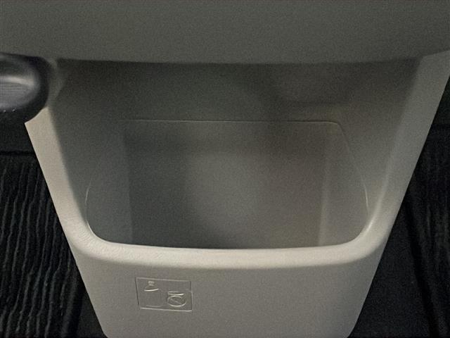 ムーヴ L SAII ☆ワンオーナー☆純正ナビ 【フルセグ、BT、CD、DVD】☆衝突被害軽減システム☆横滑り防止装置☆アイドリングストップ☆純正フロアマット(12枚目)