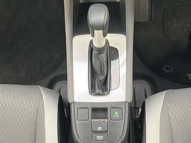 フィット ｅ：ＨＥＶクロスター　☆ワンオーナー☆純正ナビ　　【フルセグ、ＢＴ、ＣＤ、ＤＶＤ】☆バックカメラ☆ホンダセンシング☆衝突防止装置☆レーンアシスト☆横滑り防止装置☆コーナーセンサー☆アダプティブクルーズコントロール（10枚目）