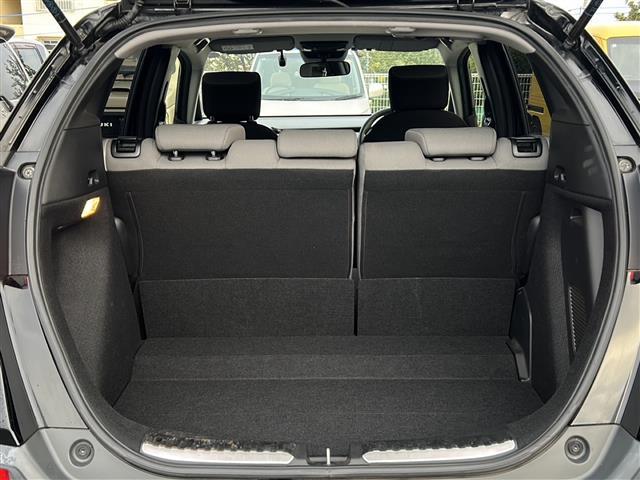 フィット ｅ：ＨＥＶクロスター　☆ワンオーナー☆純正ナビ　　【フルセグ、ＢＴ、ＣＤ、ＤＶＤ】☆バックカメラ☆ホンダセンシング☆衝突防止装置☆レーンアシスト☆横滑り防止装置☆コーナーセンサー☆アダプティブクルーズコントロール（23枚目）