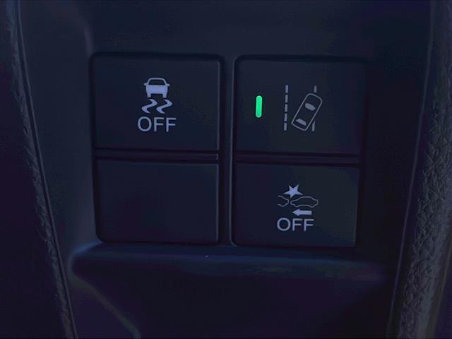 N-VAN+スタイル ファン・ホンダセンシング 無限Fエアロ&ハイドロFミラー ボンネット艶消黒ラッピング仕様 フロントパネル&リアパネル黒仕様 ブラックホイールCP&A 純正ナビ(VXM-197FEi)【フルセグTV/BT/DVD/CD】(14枚目)