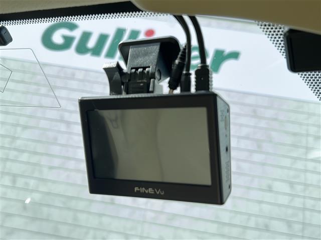 クラウンハイブリッド ロイヤル ワンオーナー レーンキープアシスト 衝突軽減 純正SDナビ BT CD DVD ワンセグ バックカメラ クルーズコントロール 純正16インチアルミホイール HIDオートライト オートマティックハイビー(16枚目)