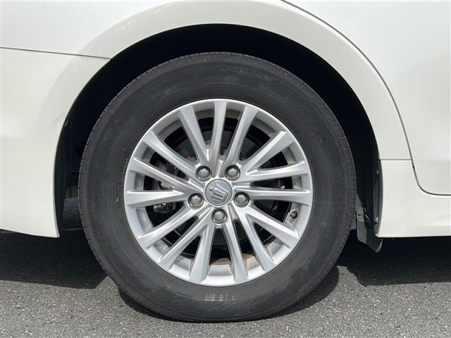 クラウンハイブリッド ロイヤル ワンオーナー レーンキープアシスト 衝突軽減 純正SDナビ BT CD DVD ワンセグ バックカメラ クルーズコントロール 純正16インチアルミホイール HIDオートライト オートマティックハイビー(29枚目)