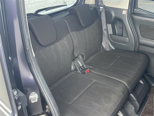 デイズルークス ハイウェイスター　Ｘ　Ｖセレクション＋セーフティＩＩ　ワンオーナー　ＣＤ／ＤＶＤプレイヤー　アラウンドビューモニター　片側パワースライドドア　横滑り防止装置　衝突被害軽減システム　純正１４インチアルミホイール　ＨＩＤオートライト　純正フロアマット（22枚目）