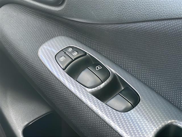 セレナ ライダー パフォB S HV Aセーフ ワンオーナー 純正ナビ【フルセグTV/BT・DVD/CD】アラウント゛ヒ゛ューモニター 両側パワースライドドア 横滑り防止装置 レーンキープアシスト ふらつき検知装置 クルーズコントロール(15枚目)