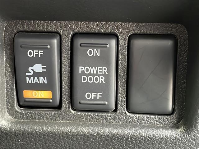 セレナ ライダー パフォB S HV Aセーフ ワンオーナー 純正ナビ【フルセグTV/BT・DVD/CD】アラウント゛ヒ゛ューモニター 両側パワースライドドア 横滑り防止装置 レーンキープアシスト ふらつき検知装置 クルーズコントロール(16枚目)