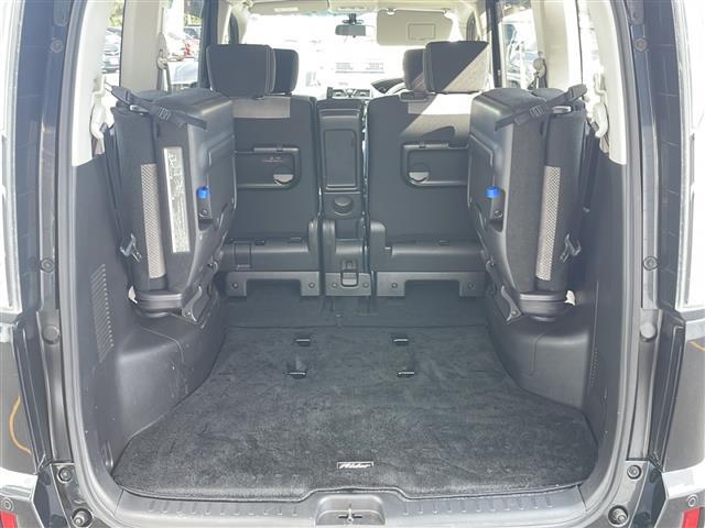 セレナ ライダー パフォB S HV Aセーフ ワンオーナー 純正ナビ【フルセグTV/BT・DVD/CD】アラウント゛ヒ゛ューモニター 両側パワースライドドア 横滑り防止装置 レーンキープアシスト ふらつき検知装置 クルーズコントロール(21枚目)