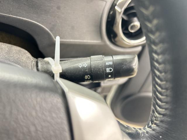 アクア Ｇ　☆純正ナビ　　【ワンセグ、ＢＴ、ＣＤ】☆横滑り防止装置☆クルーズコントロール☆純正１５インチＡＷ☆ハロゲンオートライト☆前後ドライブレコーダー☆ビルトインＥＴＣ☆革巻きステアリング☆取扱説明書（8枚目）