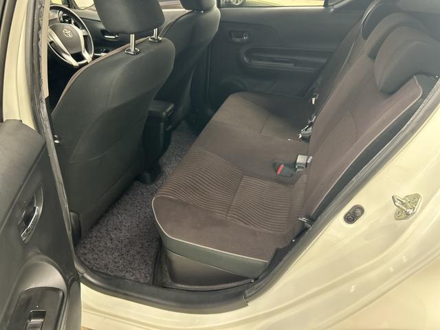 アクア Ｇ　☆純正ナビ　　【ワンセグ、ＢＴ、ＣＤ】☆横滑り防止装置☆クルーズコントロール☆純正１５インチＡＷ☆ハロゲンオートライト☆前後ドライブレコーダー☆ビルトインＥＴＣ☆革巻きステアリング☆取扱説明書（15枚目）