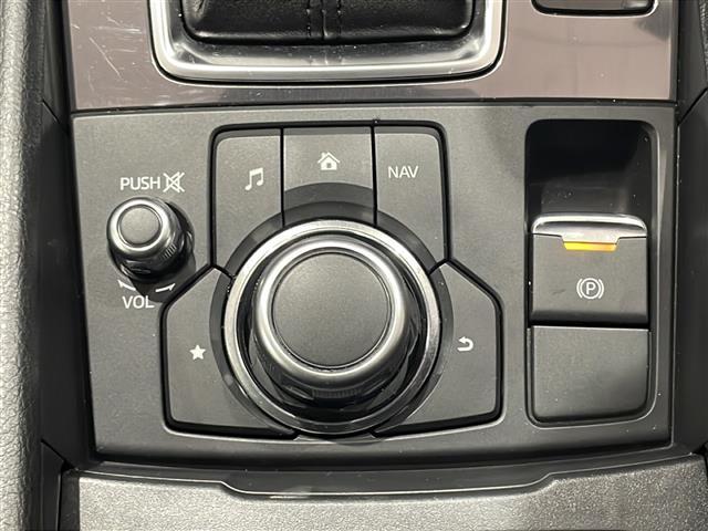 気になる車はすぐにお問い合わせください！画面右側の００６６から始まる無料ダイヤルからお問い合わせ下さい！専門スタッフがお車のご質問にお答えいたします！