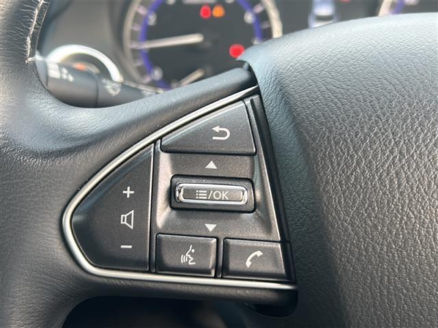 スカイライン ２００ＧＴ－ｔ　ビーグルダイナミクスコントロール　純正ナビ　ＢＴ　ＣＤ　ＤＶＤ　ワンセグ　バックカメラ　ドラレコ付デジタルインナーミラー（駐車監視録画付）　インテリジェントクルコン　パワーシート　ハーフレザーシート（4枚目）