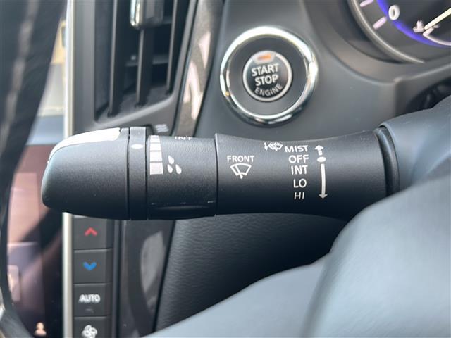 スカイライン ２００ＧＴ－ｔ　ビーグルダイナミクスコントロール　純正ナビ　ＢＴ　ＣＤ　ＤＶＤ　ワンセグ　バックカメラ　ドラレコ付デジタルインナーミラー（駐車監視録画付）　インテリジェントクルコン　パワーシート　ハーフレザーシート（9枚目）